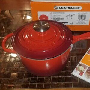Le Creuset 1.75 Qt Cerise Signature Saucepan NEW
